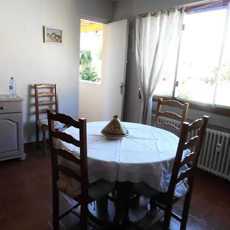 2 Pieces 4 Personnes Balcon 74967 דירה *