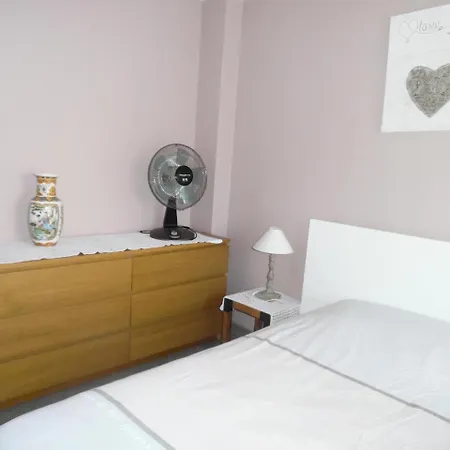 דירה 2 Pieces 4 Personnes Balcon 74967 *